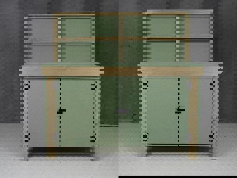 Arbor Garden Solutions Wooden UniMDF Moisture Resistant Workbench With Lockable Cupboard (V.9) With Back panel