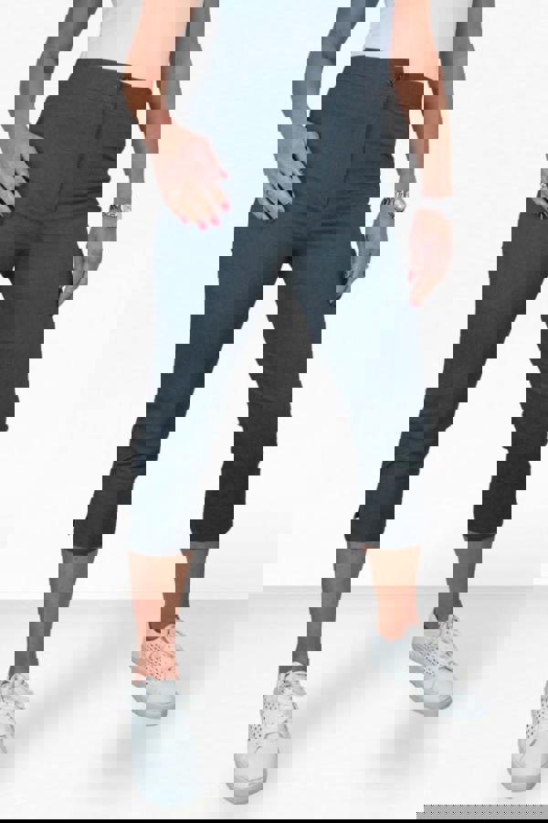 Paulo Due Women's Slim Cropped Capri Stretch Trousers