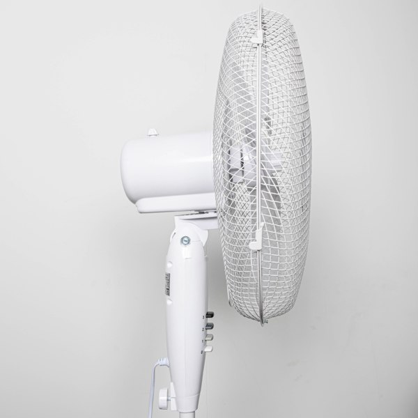 Samuel Alexander 1.19m Indoor Oscillating Electric Standing Cooling Fan in White