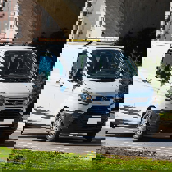 Monstershop Amber Recovery Light 1200mm With Control Panel