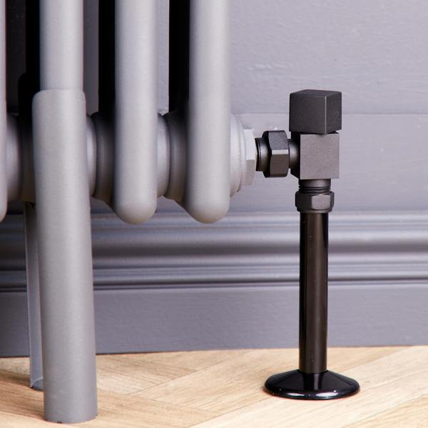 Flode Angled Square Manual Radiator Valve Pack | 15mm x 1/2″ | Matt Black