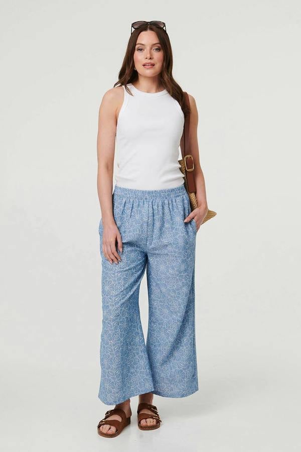 Blue | Floral Shirred High Waist Wide Trousers : Model is 5'9"/175 cm and wears UK8/EU36/US4/AUS8