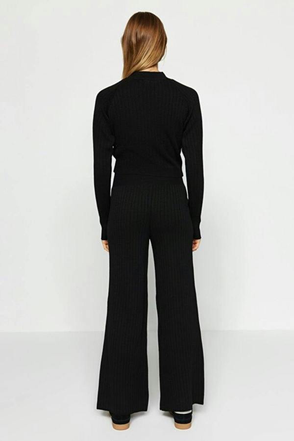 WOVCOR 2-Piece Crop Knit Top & Pants Set with Finger Detail