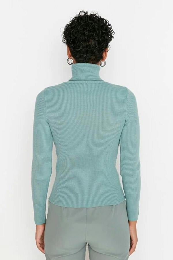 WOVCOR Basic Turtleneck Knit Sweater