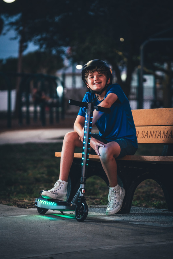 Razor Powercore E90 Lightshow 12 Volt