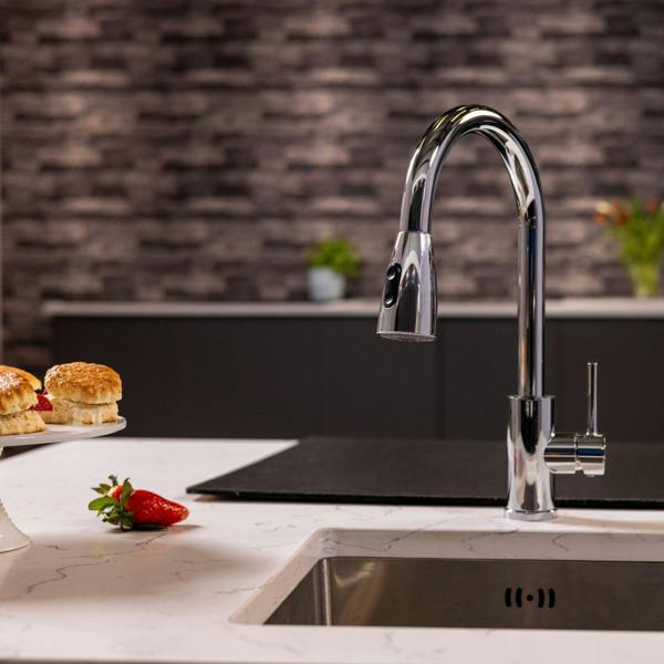 Flode Runda | Kitchen Sink Mixer with Pull out Spray | Chrome | Oval Head
