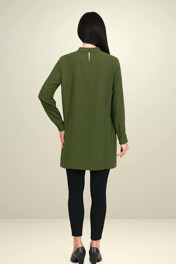 Hoxton Gal Relaxed Fit Long Sleeves Brooch Detailed Tunic