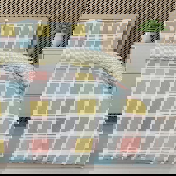 Smart Living Luxury Super Soft Crosshatch Check Reversible Complete Bedding Set