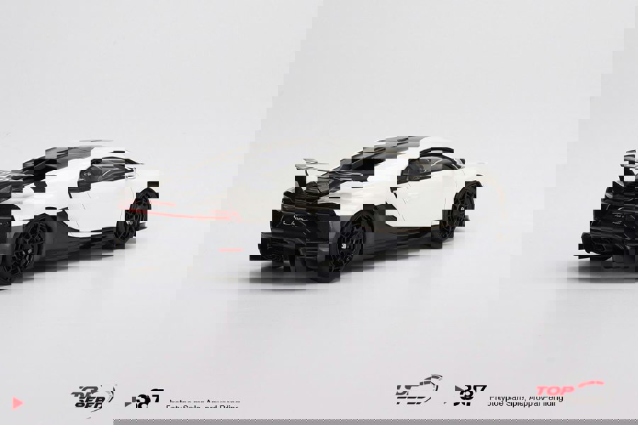 TSM Bugatti Chiron Pur Sport White 1:18 Scale TSM TS0387