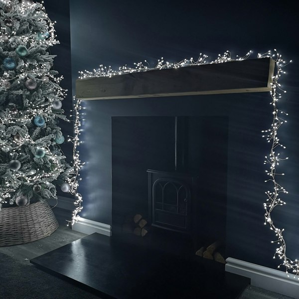 Samuel Alexander 5.4m 860 LEDs Multi Action Ultra Bright Garland on Silver Wire in White
