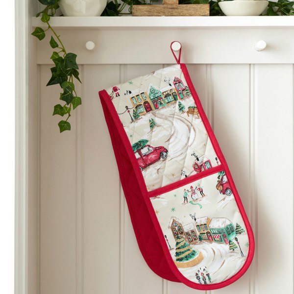 Catherine Lansfield Christmas Town Cotton Kitchen Double Oven Glove Natural