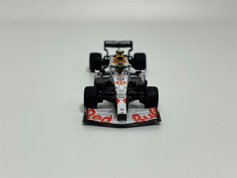 Mini GT Red Bull RB16B #11 Sergio Perez Turkish GP 2021 1:64 Mini GT MGT00679L