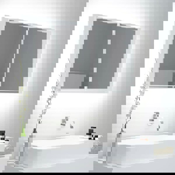 Berkfield LED Bathroom Mirror Cabinet White 90x12x45 cm Acrylic