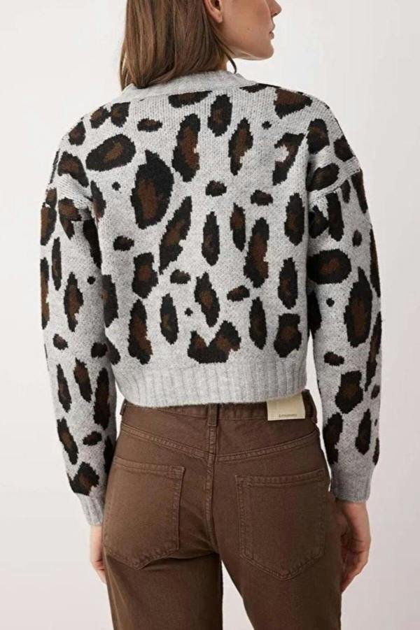 WOVCOR Leopard Patterned Crop Soft Textured Knit Cardigan