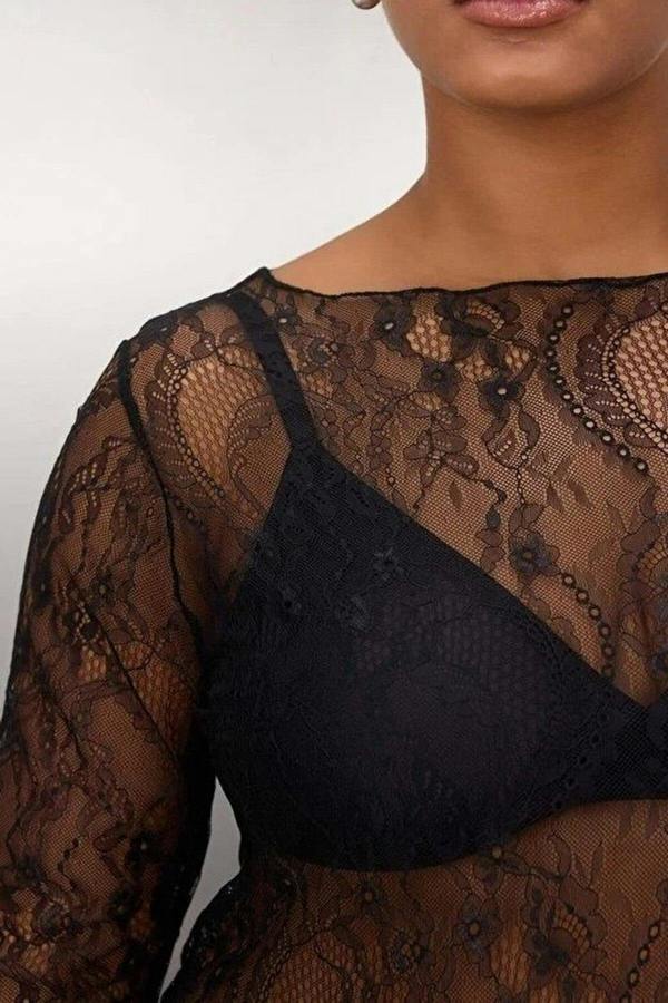 WOVCOR Regular Fit Boat Neck Lace Knit Plus Size Blouse
