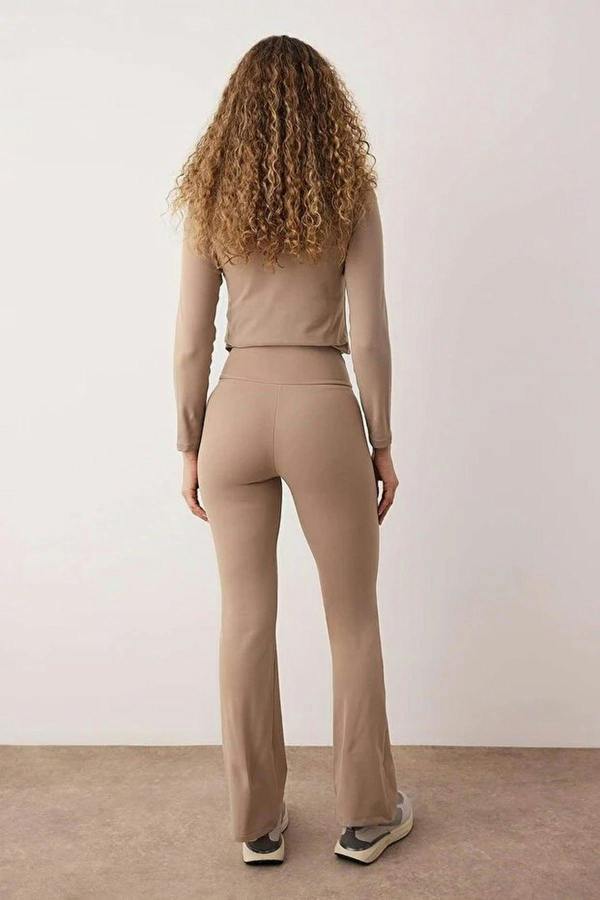 WOVCOR Wrap Waist and Flared Yoga Knit Sports Leggings with Pocket Detail