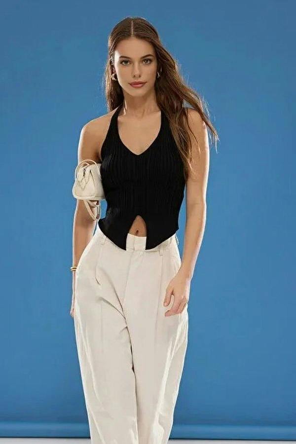 WOVCOR Halter Neck Thin Knit Blouse