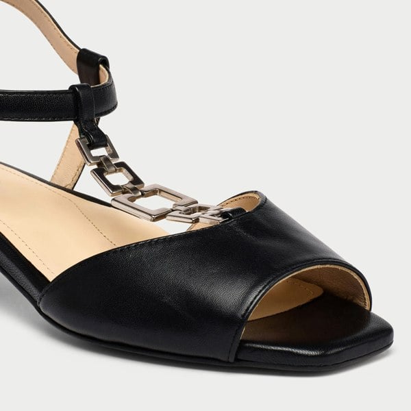 Calla Naomi Shoes - Black Leather