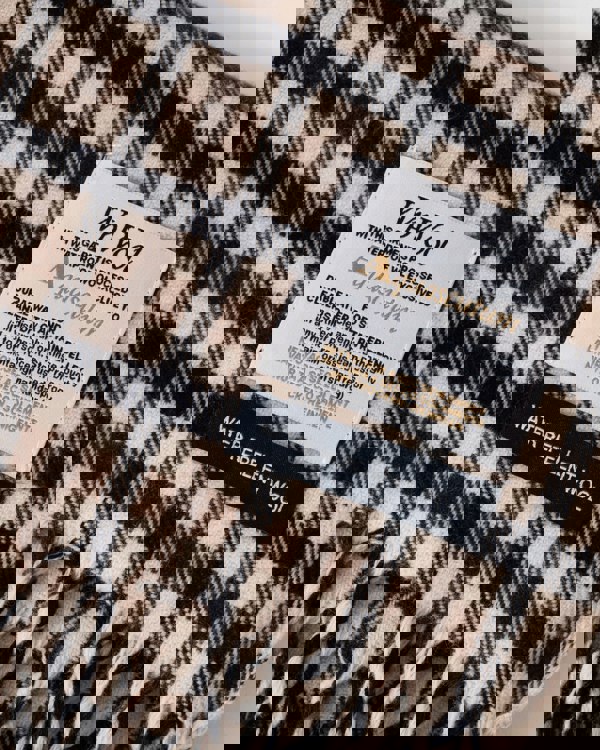 Aquascutum Club Check Scarf - Club Check 28