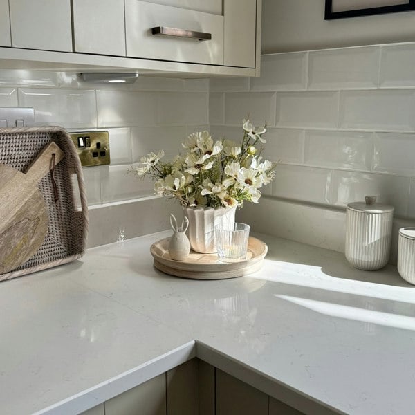 Ivyline Padstow White Wash Wooden Candle Tray