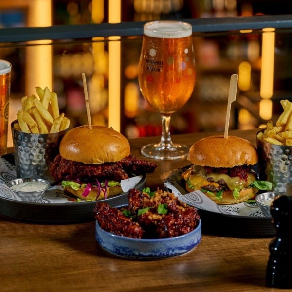 Virgin Experience Days Brewhouse & Kitchen Beer Tasting Board and Burger for Two