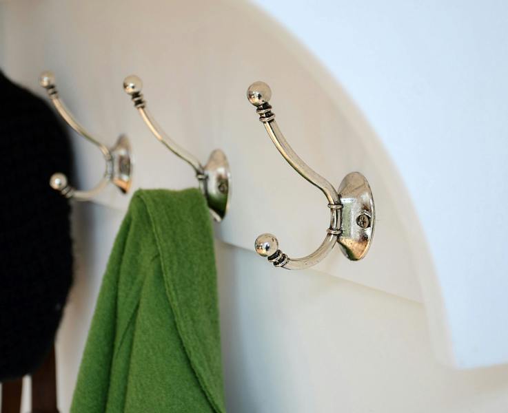 Statement Furniture Tetbury Wall Coat Rack with 2 Strong Storage Baskets. Assembled Hallway Storage Shelf