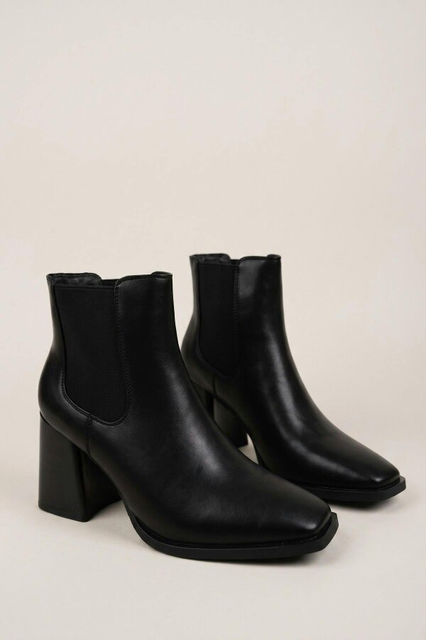 ikrush Elif Square Toe Block Heel Chelsea Boots