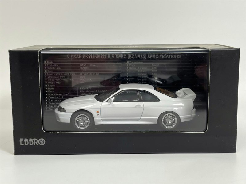 Ebbro Nissan Skyline GTR R33 V Spec 1995 White 1:43 Ebbro 44186