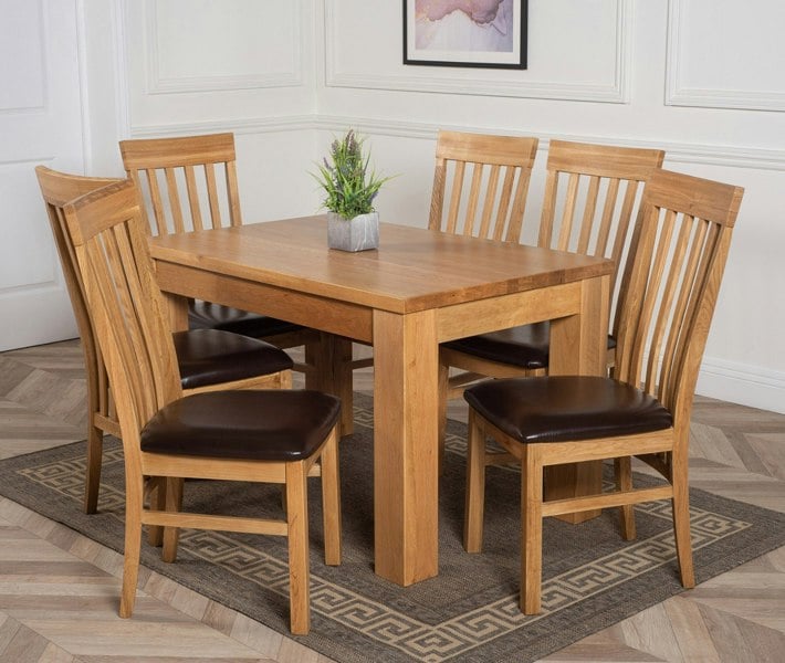 That's Furniture Dakota Small Oak Dining Table with Harvard Oak Chairs