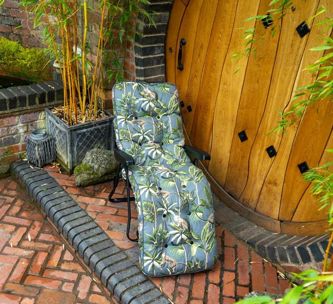 Deluxe Garden Lounger | Multi-Pattern Reclining Sun Lounger 118cm x 58cm x 118cm Tropical grey (Black Frame) The Garden Furniture Shop