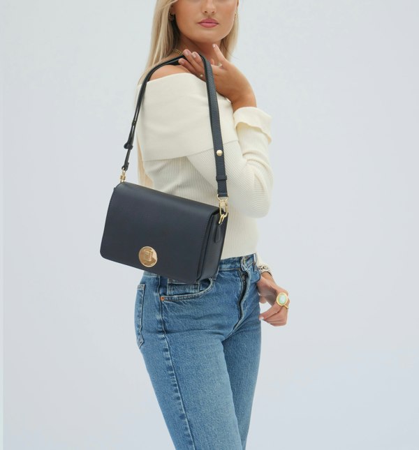 Apatchy London The Newbury Maxi Leather Bag - Navy