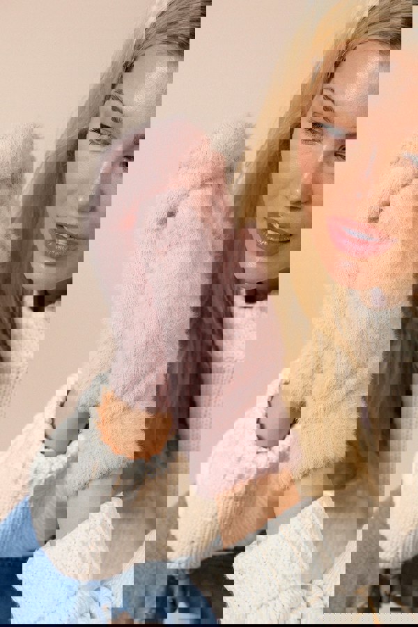 SVNX Soft Knitted Mittens In Pink