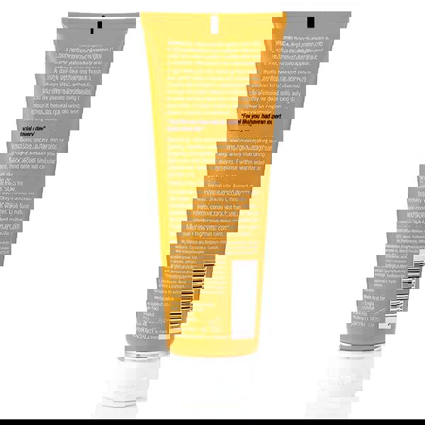 Super Facialist Vitamin C Daily Gentle Micro Polish Wash 125 ml