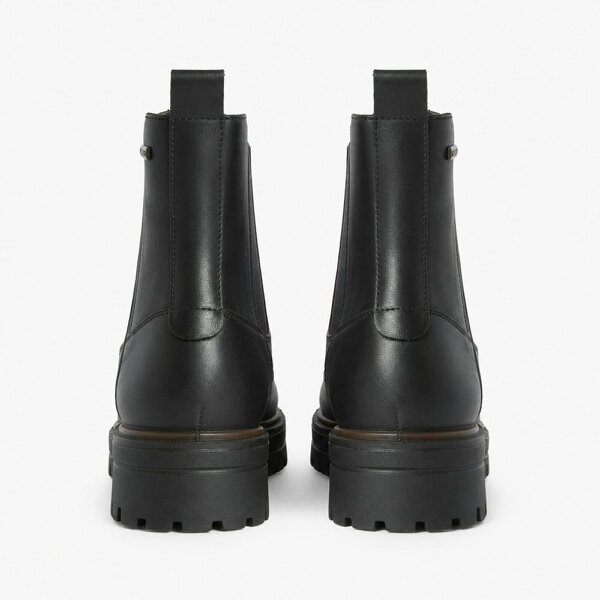 Barbour AMBERLEY Chelsea Boots   in  Black