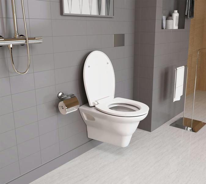RTS Duroplast Oval Toilet Seat 390 mm wide with Soft-Close Metal Hinge