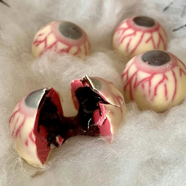 CHOC ON CHOC Chocolate Gooey Eyeballs
