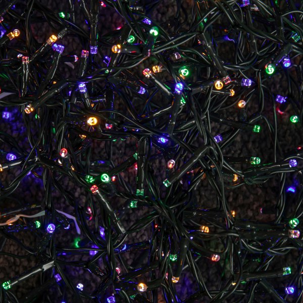 Samuel Alexander 15.5m 600 LED Colour Changing Christmas String Lights in White to Multi-Colour