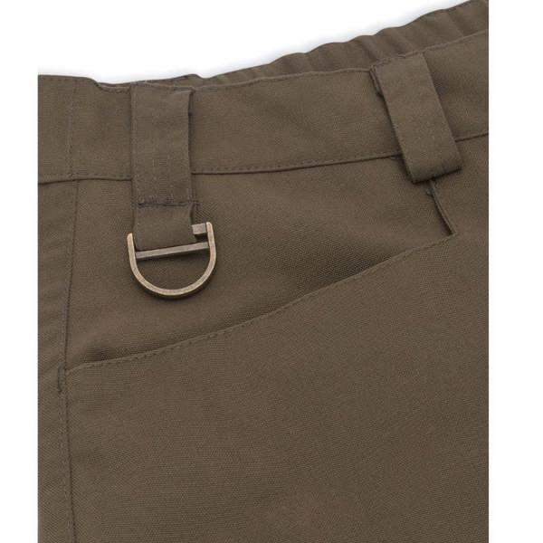 Hoggs of Fife Ballater trousers close-up showing D-ring for attaching shooting or farming gear