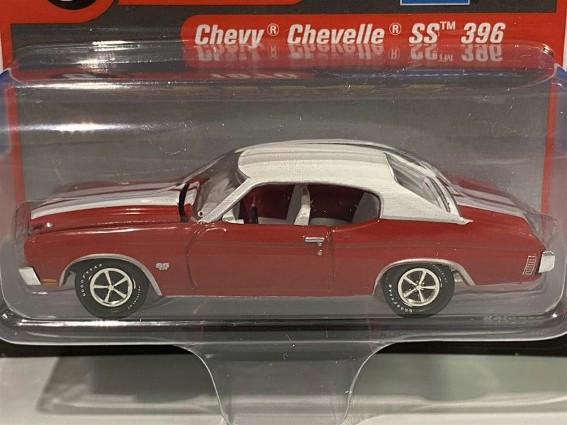 1970 chevy chevelle ss 396 red white 1:64 racing champions rc012