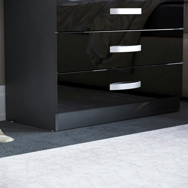 Vida Designs Hulio 4 Drawer Chest, Black