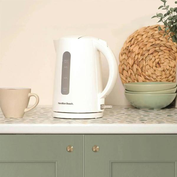 Hamilton Beach Essentials 1.7L Rapid Boil Kettle - White - Hamilton Beach UK