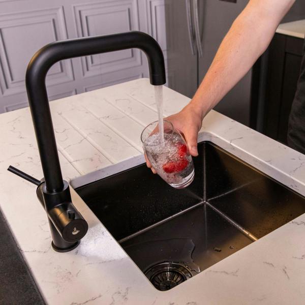 Flode Kyld 4 in 1 Instant Boiling & Cold Water Tap with Filtered Chilled Water | Matt Black Finish