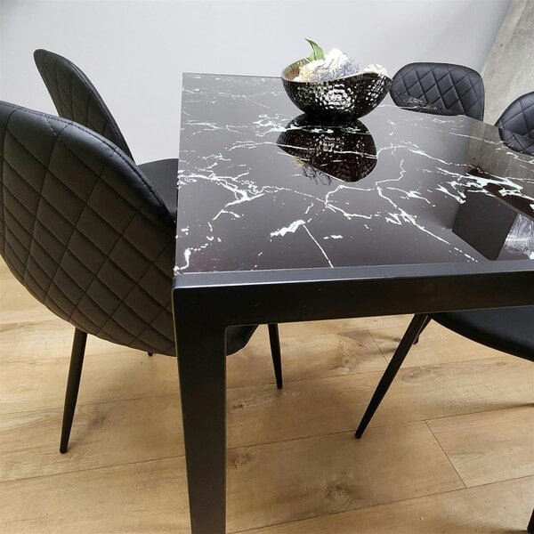 Kosy Koala Black marble 134 + 4 black gem