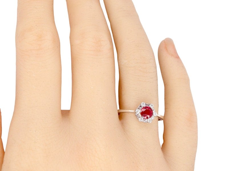 Vintage Tom A pretty ruby and diamond cluster ring