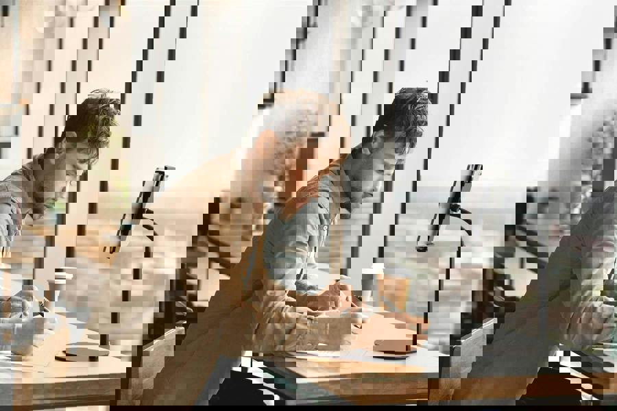 Durable TWIST 360 Gooseneck Tablet and Phone Holder iPad Desk Stand | Black