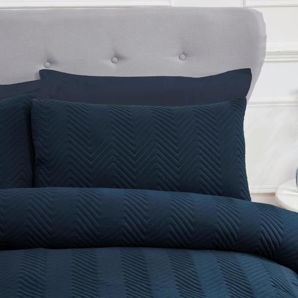 Smart Living Chevron Allover Pinsonic Duvet Cover With Pillowcases - Navy
