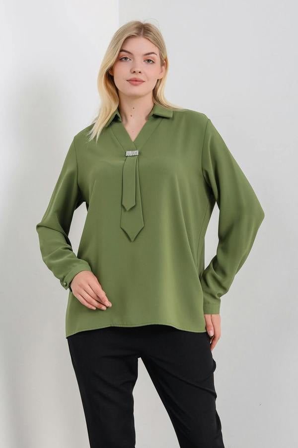 Hoxton Gal Oversized Long Sleeves Shirt Collar Blouse Top with Brooch Detail in Khaki