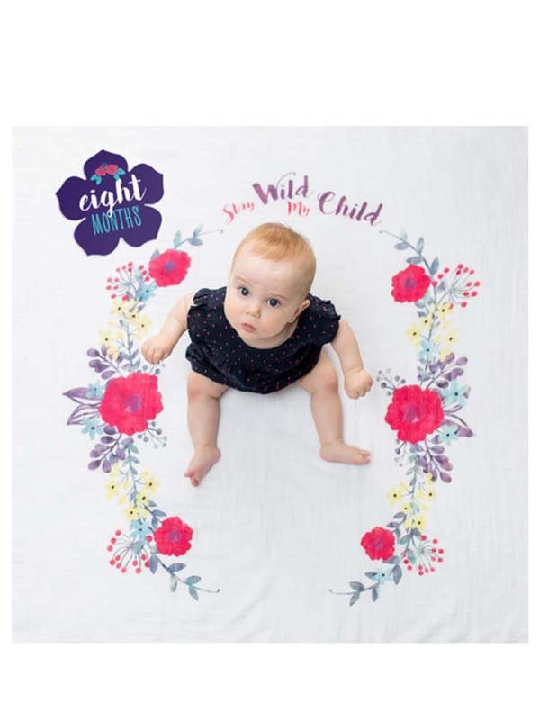 Lulujo - Baby's First Year Gift Set - Cotton Swaddle & Cards - Stay Wild My Child