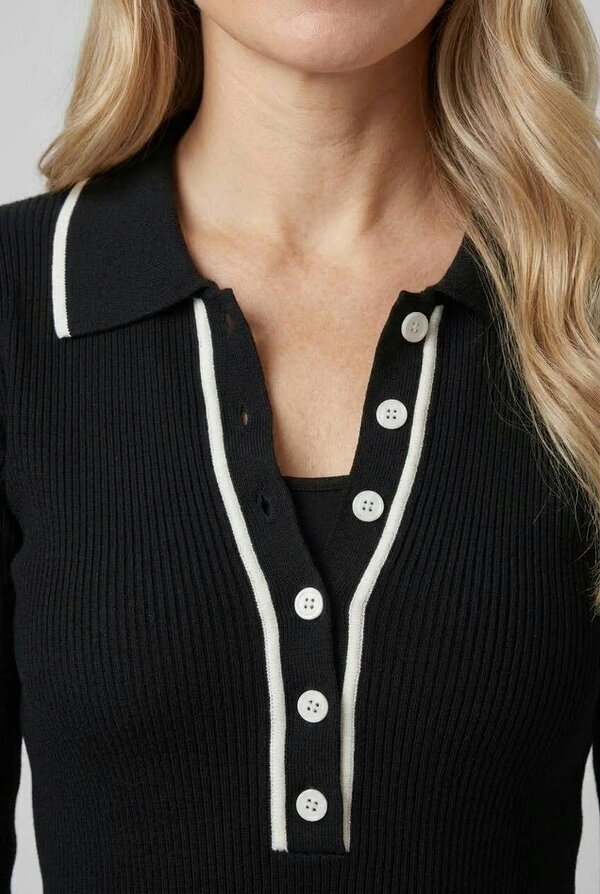 Izabel London Contrast Trim Buttoned Knit Polo Shirt