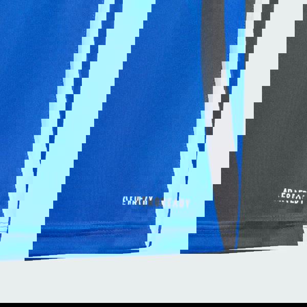 64d7f100ddffb5f2695d1561379afbd9